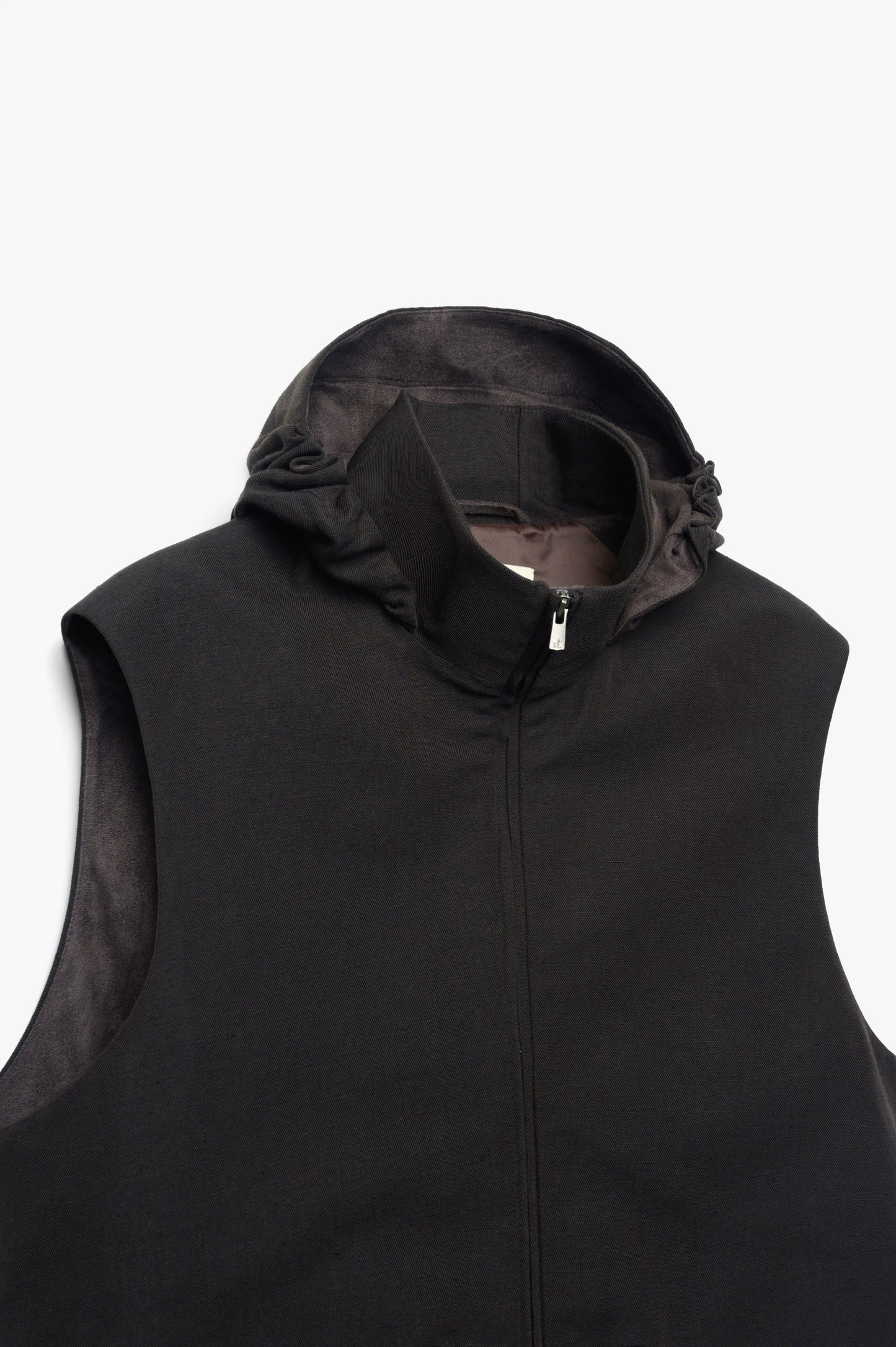 Dommus Vest
