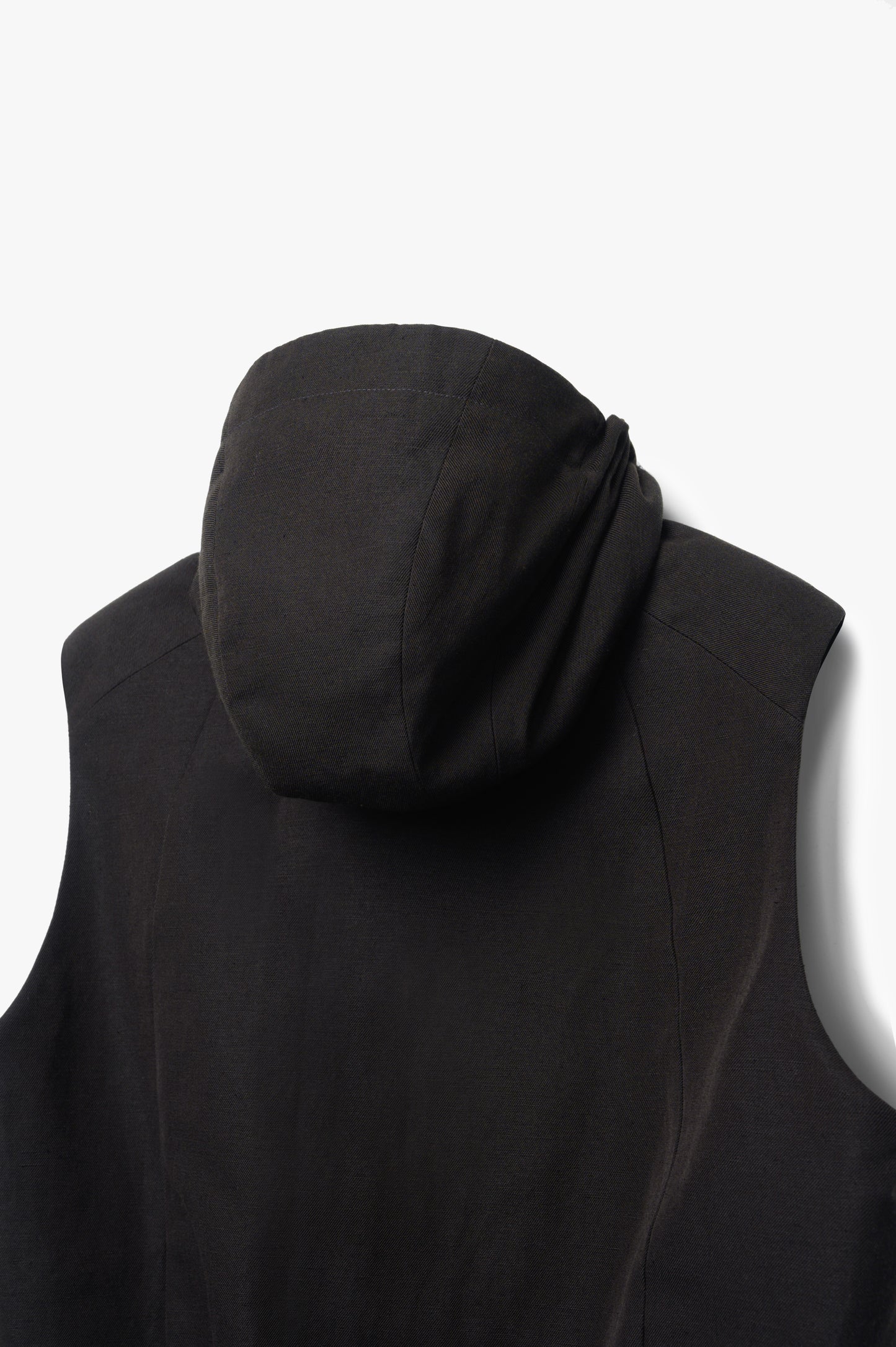 Dommus Vest