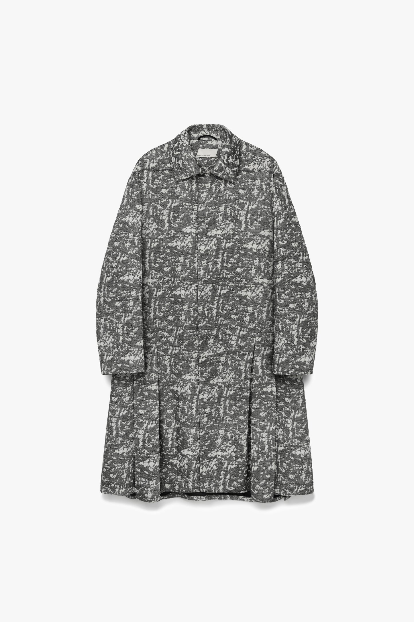 RESONANCE PLEAT COAT
