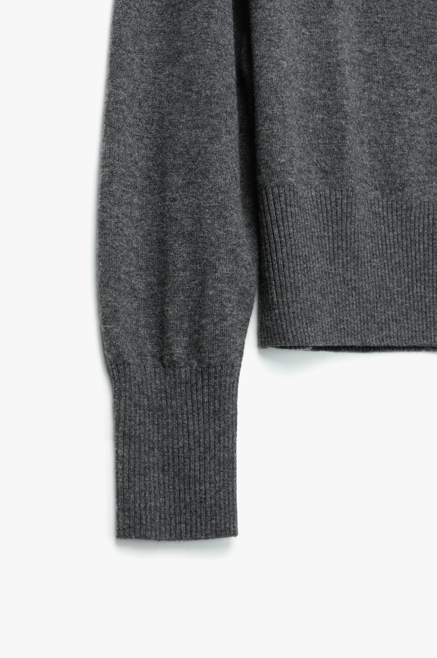 PAUSE SWEATER