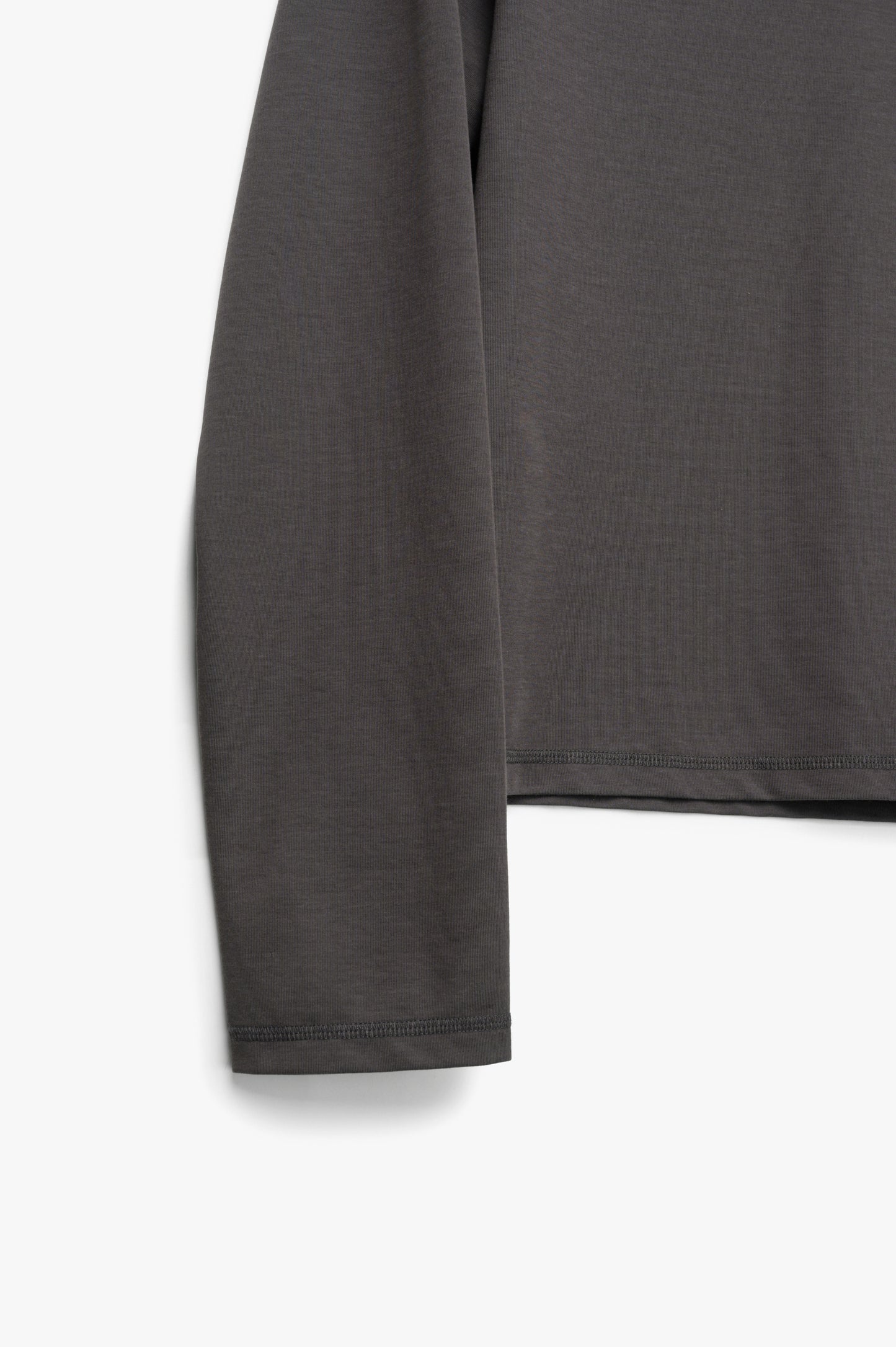 CONTOUR LONG SLEEVE T-SHIRT