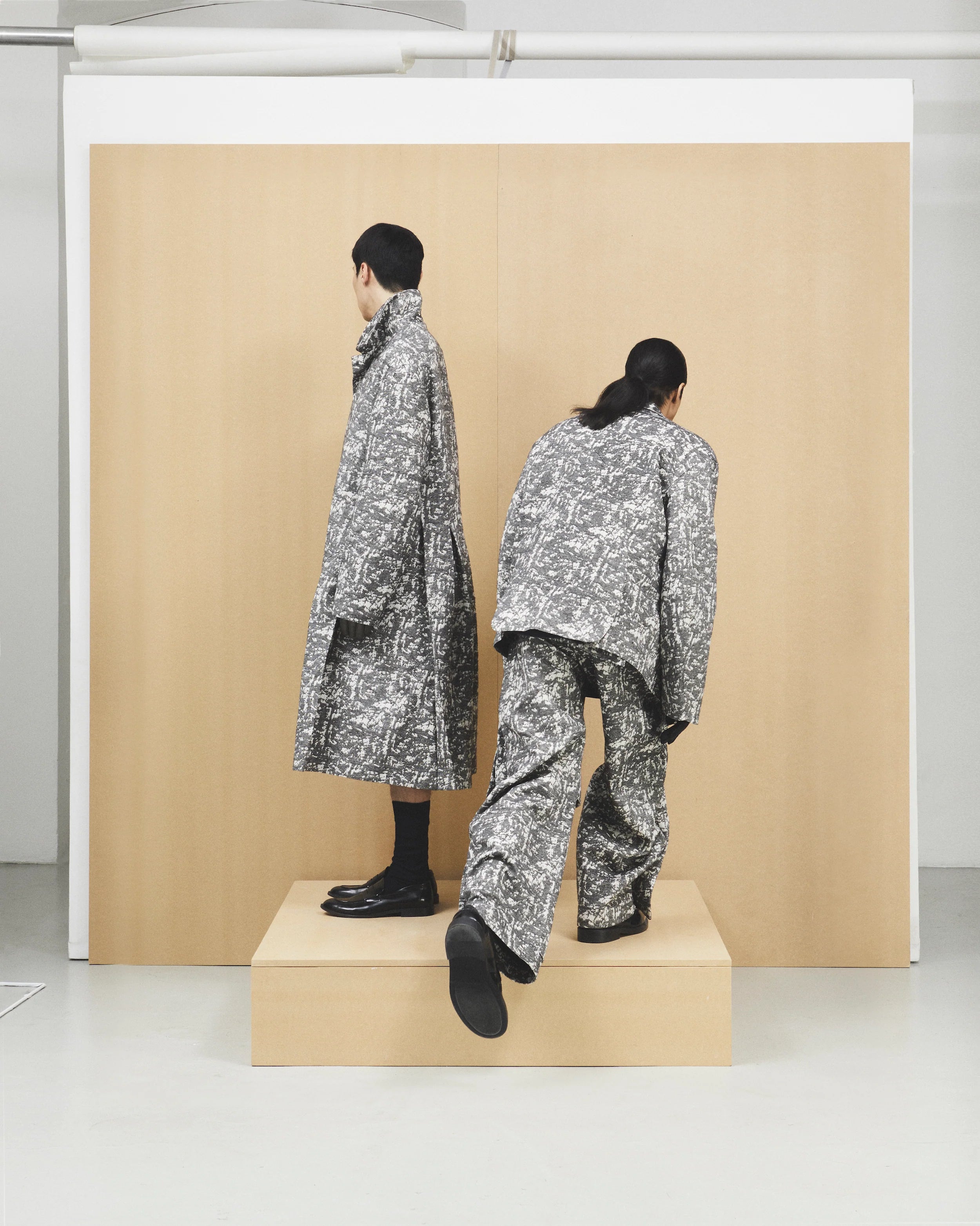 24aw – pet-tree-kor 24aw – pet-tree-kor